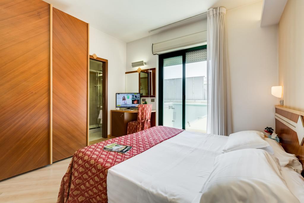 Hotel Europa Beach Village Giulianova Δωμάτιο φωτογραφία