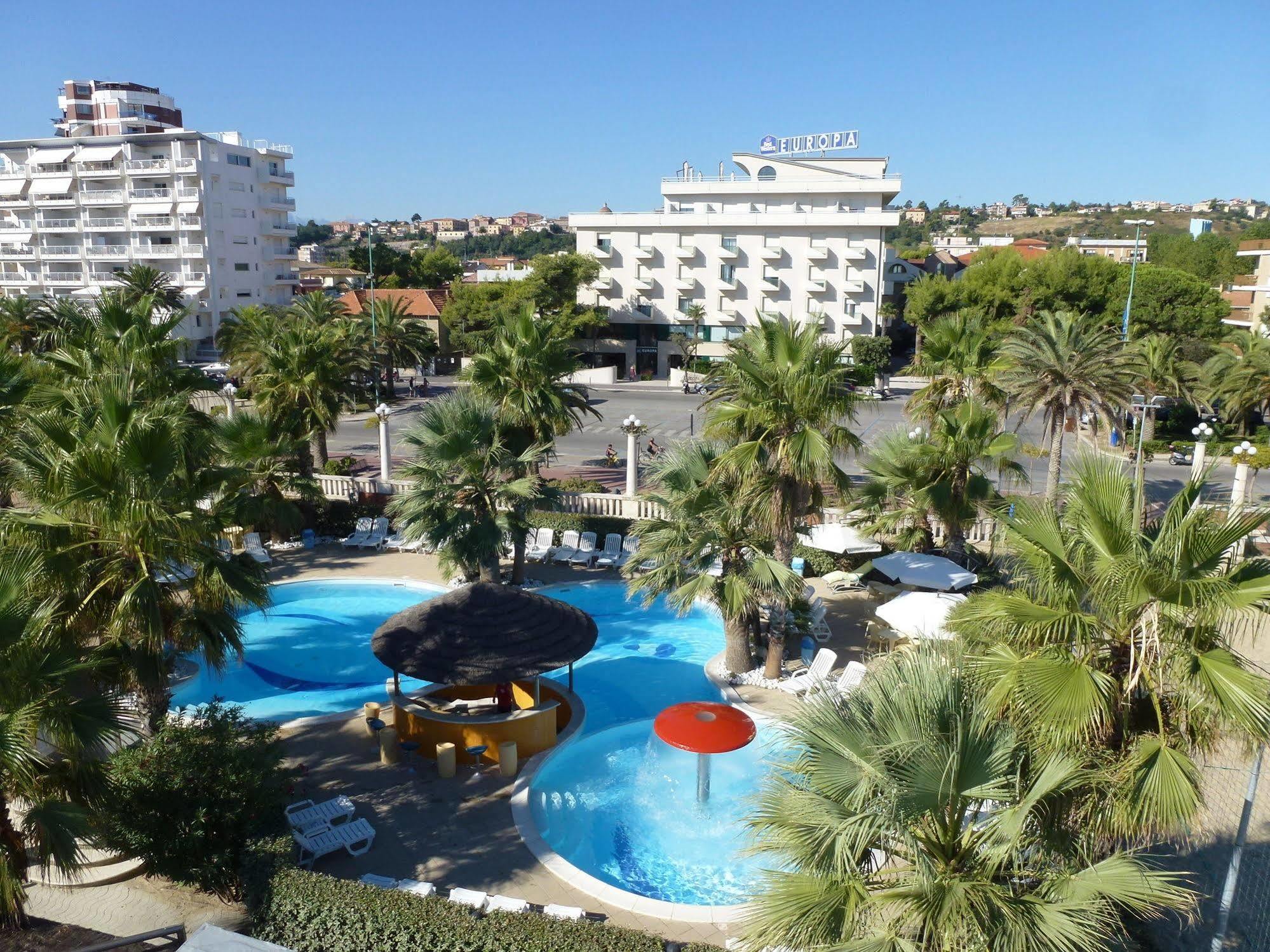 Hotel Europa Beach Village Giulianova Εξωτερικό φωτογραφία